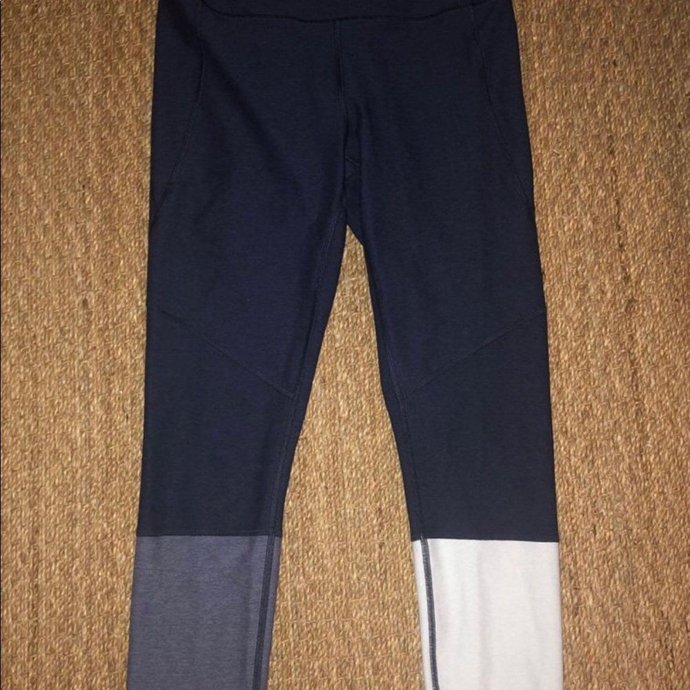 Outdoor Voices Leggings - Picture 2 of 3